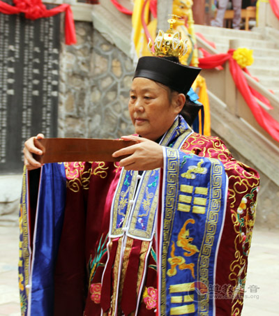 江南娱乐在线登录账号
史上第一位女方丈吴诚真道长