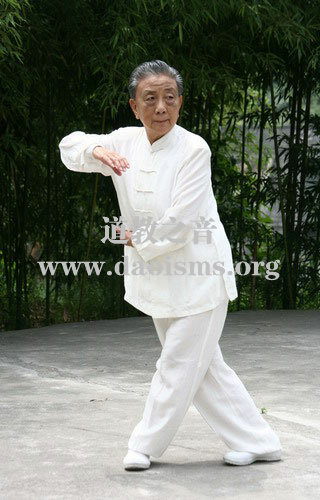 中国武术界一代宗师赵剑英生前英姿
