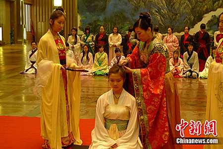重唤传统记忆 上巳＂女儿节＂再现西安大明宫