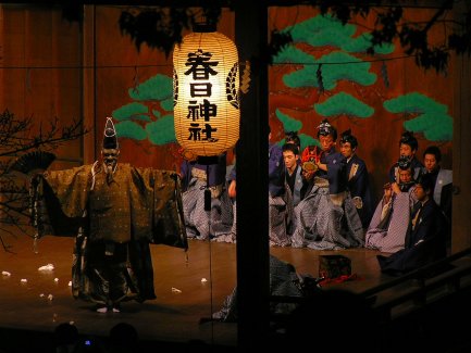 日本宗教观察：信教人口与经济水平同步增长