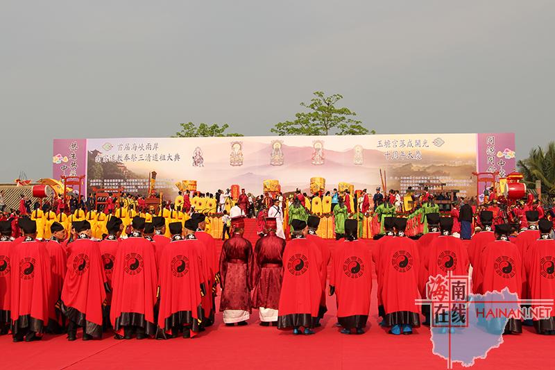 千年“八佾舞”再现，两岸江南娱乐在线登录账号
奉祭三清道祖