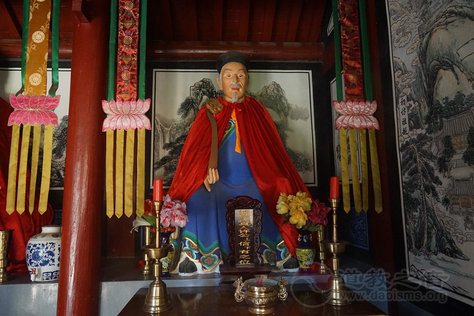 千山中兴之祖许信有大师