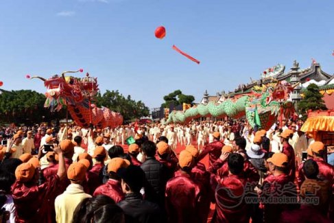 广东省元山寺迎来台湾鹿港天后宫“乌面妈”