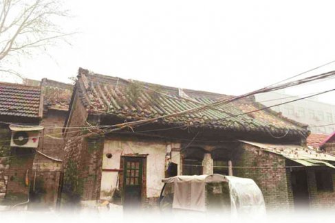 山东省济南市648岁督城隍庙屋顶坍塌待修缮