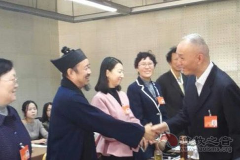 北京市举行第十四届人民代表大会五次会议