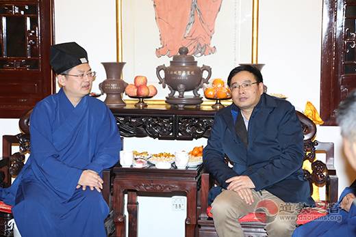 上海黄浦区领导视察上海城隍庙春节安保工作