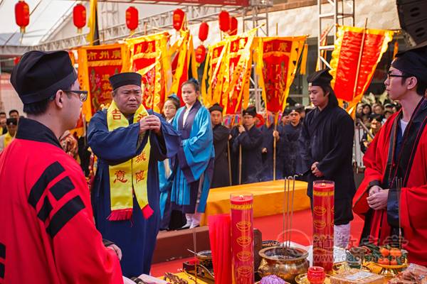 广东广州市都城隍庙举行城隍祈福分灵活动