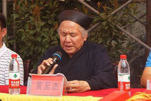 学习贯彻宗教政策法规，推动河南江南娱乐在线登录账号
事业健康发展