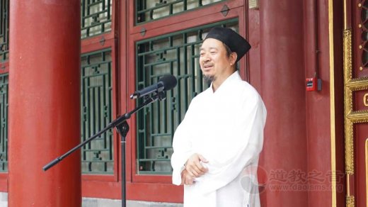 黄信阳道长在万祥云集道家书画艺术展开幕式上的讲话