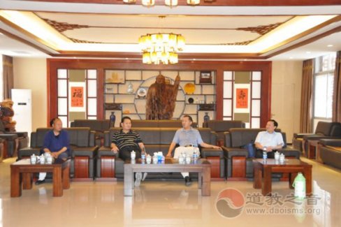 湖北省委党建工作小组到武当山道学院考评