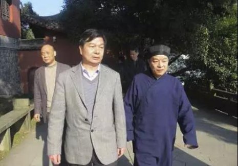 奋力推动浙江宗教工作 在新时代取得新跨越