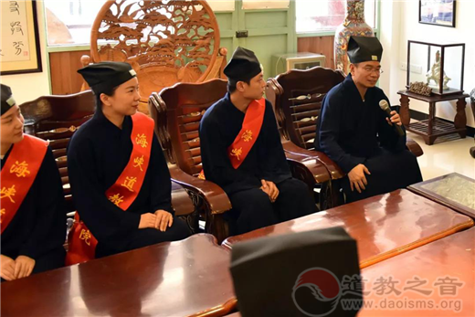 福州裴仙宫联合福州市道协举行升国旗仪式及祭古榕庆典活动