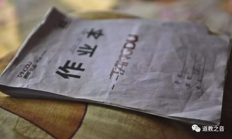 又到年尾了，小编想把工作的XXX八卦给你听
