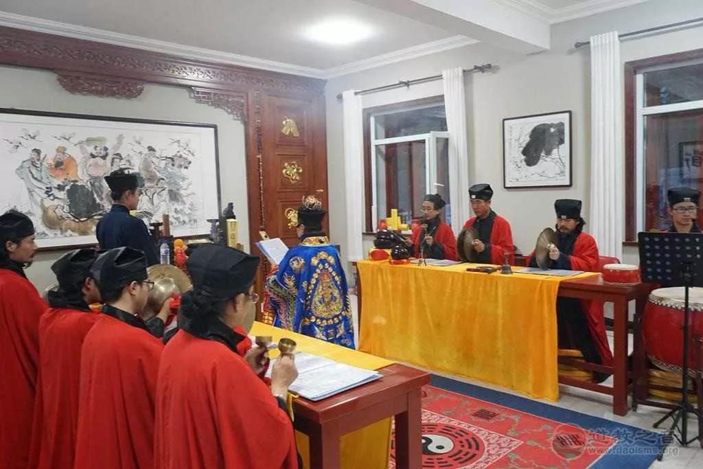 又是一年“寒衣节”，天气渐冷，你有给先人烧去御冬的衣物吗？