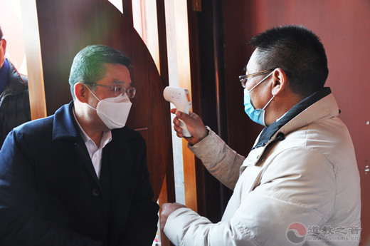 上海市委常委、统战部部长郑钢淼到上海城隍庙检查