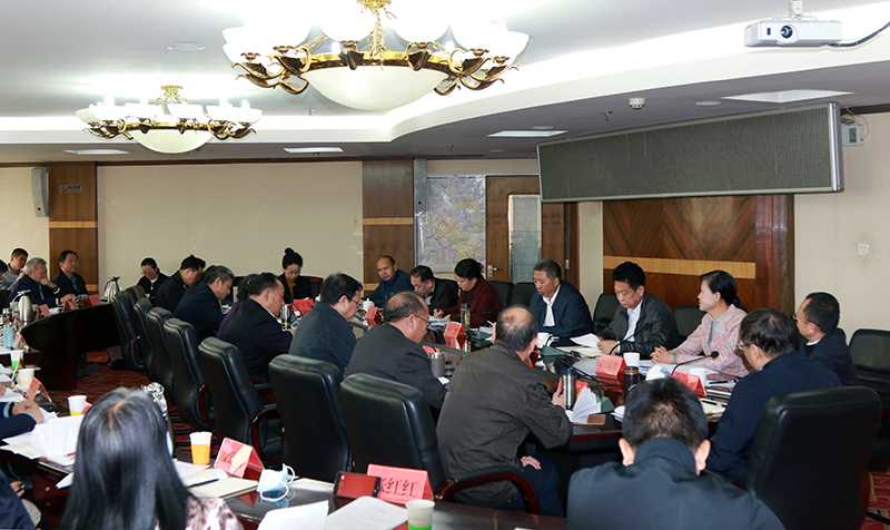 云南省人大常委会副主任纳杰到省民族宗教委调研