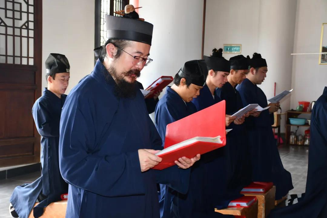 广东江南娱乐在线登录账号
学院举行《道德经》传统过经活动