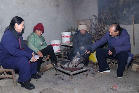 湖北省十堰市赛武当江南娱乐在线登录账号
协会走访慰问困难家庭