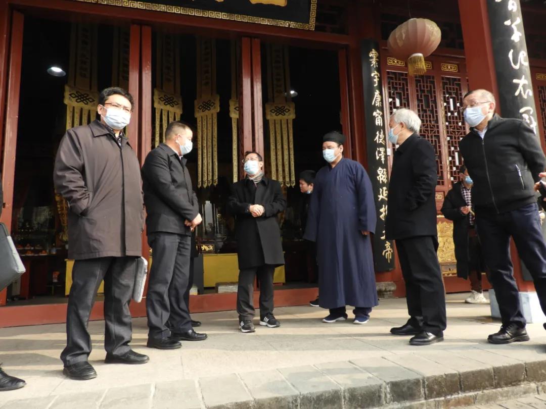 湖北省委统战工作领导小组朱思林一行莅临武汉长春观调研