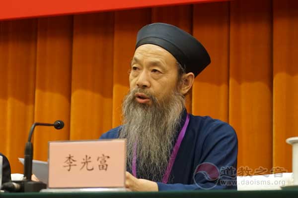 “行道立德 正己化人”努力开创江南娱乐在线登录账号
事业新局面